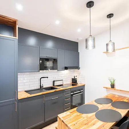 Διαμέρισμα Meynadier Premium 2br Refurb 2023 Olam