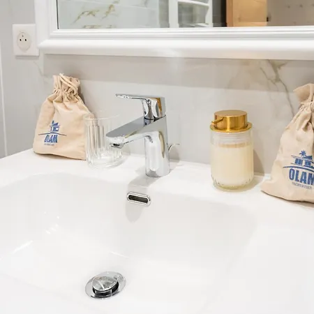 Meynadier Premium 2br Refurb 2023 Olam Apartman